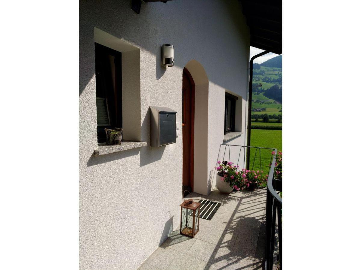 Apartment Bei Anna Schlitters Esterno foto