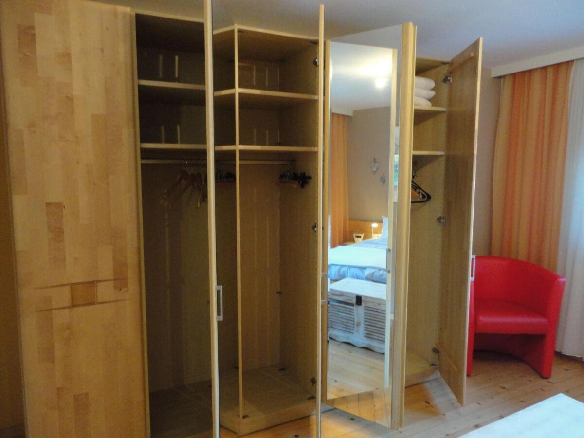Apartment Bei Anna Schlitters Esterno foto