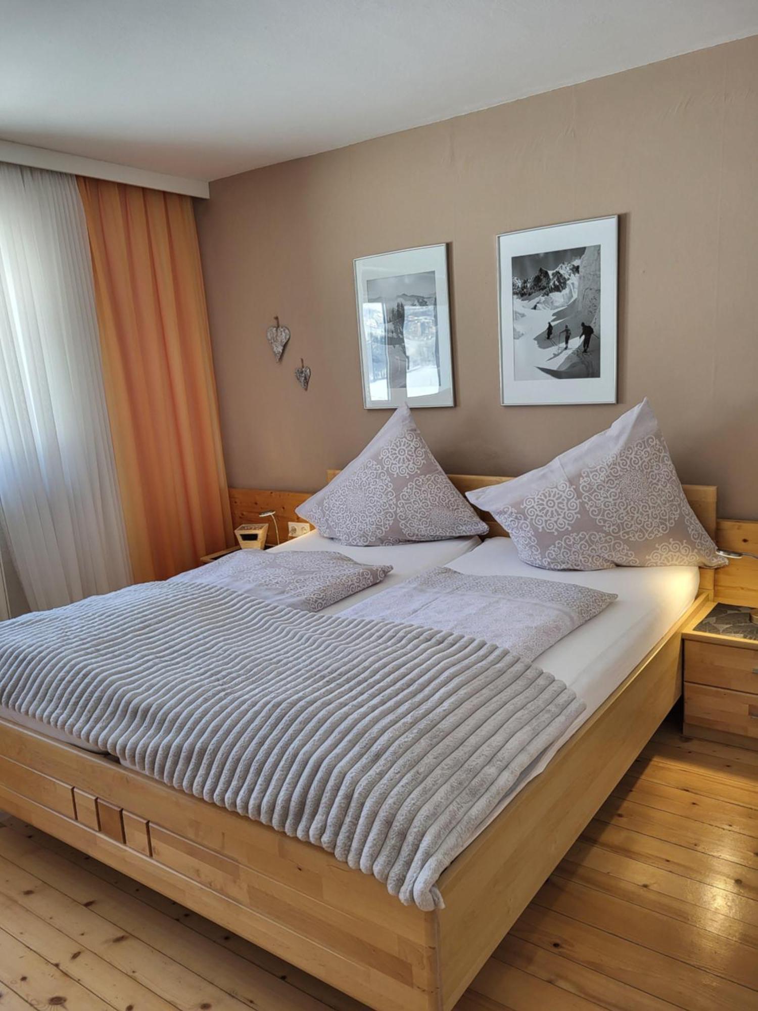 Apartment Bei Anna Schlitters Esterno foto